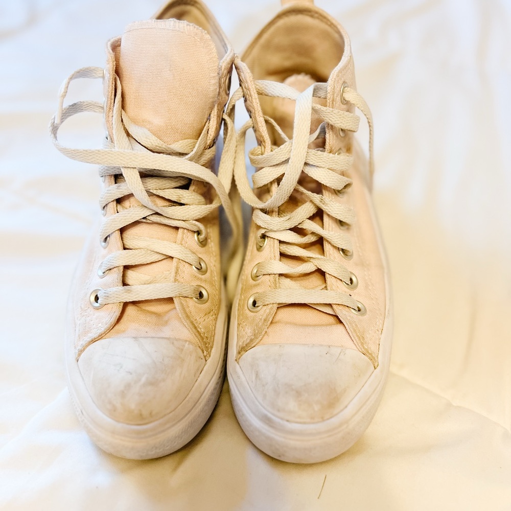 Converse Women's Cream High-Top Sneakers
